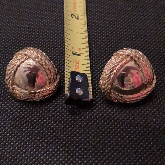 6 pair of beautiful gold colored bohemian earrings EUC - Picture 9 of 13